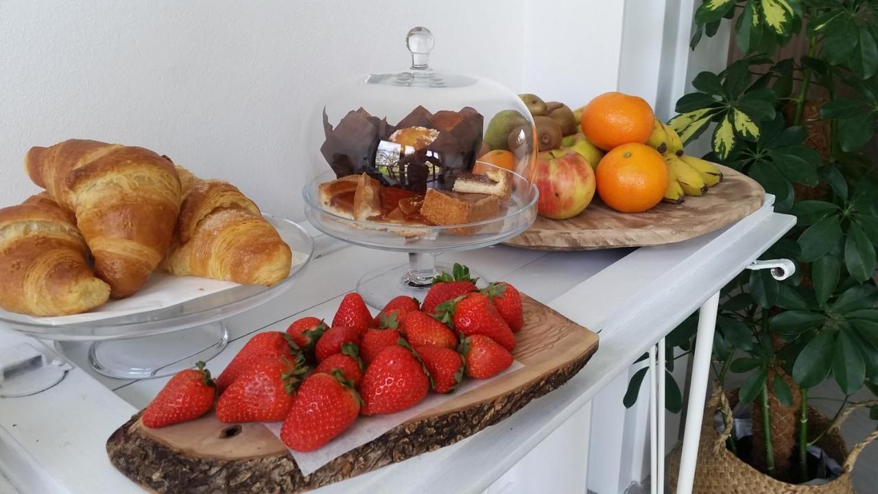 Bed & Breakfast Il Pajo Padenghe sul Garda Exterior photo